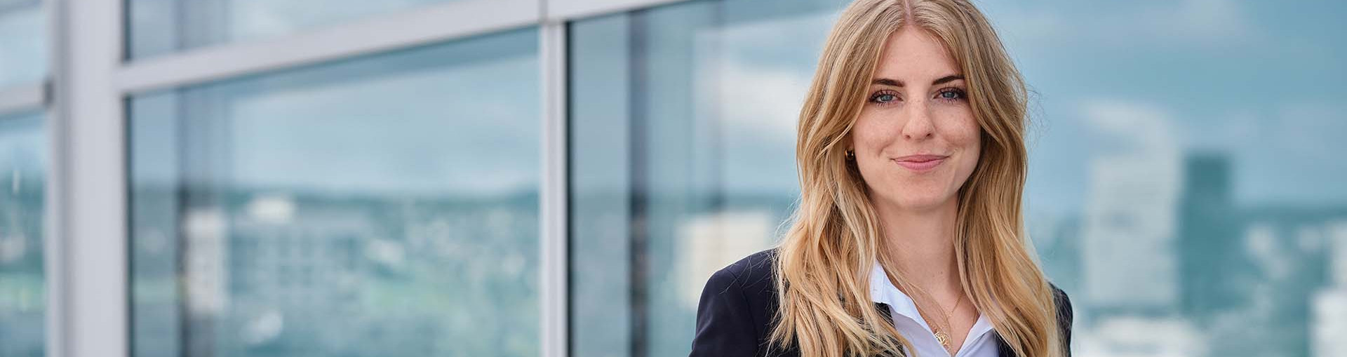 Porträt Alicia Schärer, CMO