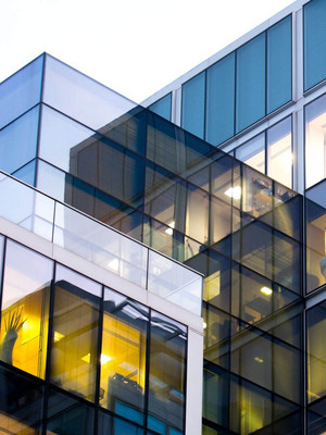 Modernes Glasgebäude