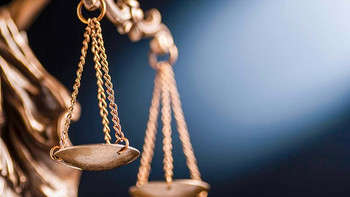 Die Waage der Justitia