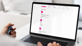 Online Karriere-Check auf dem Computer ausfüllen